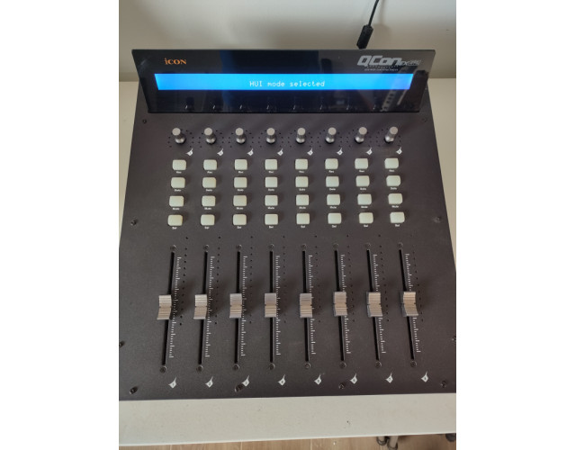 Controlador Icon QCon EX G2