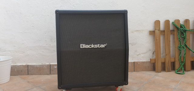 Pantalla Blackstar Series One 412A - Celestion V30