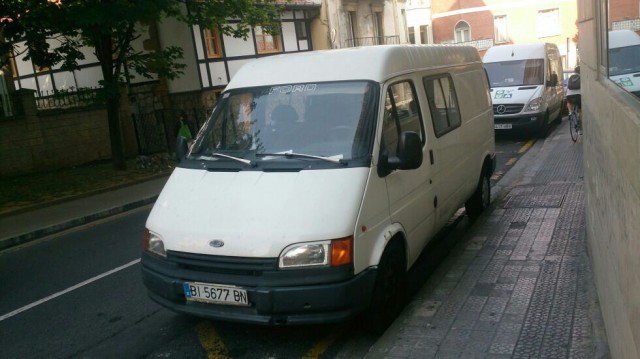 Ford Transit por guitarra