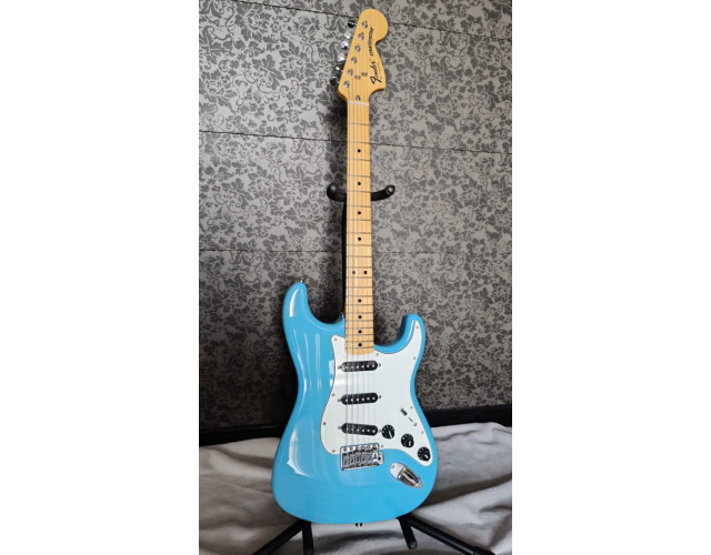 FENDER STRATOCASTER limited Japan (VENDIDA)