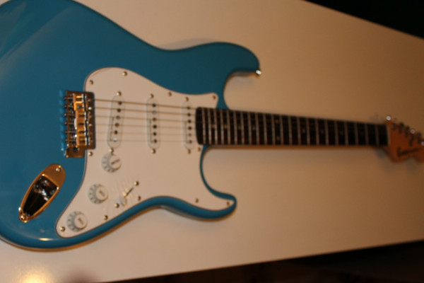 Guitarra Eléctrica Azul ( NUEVA ) a estrenar.