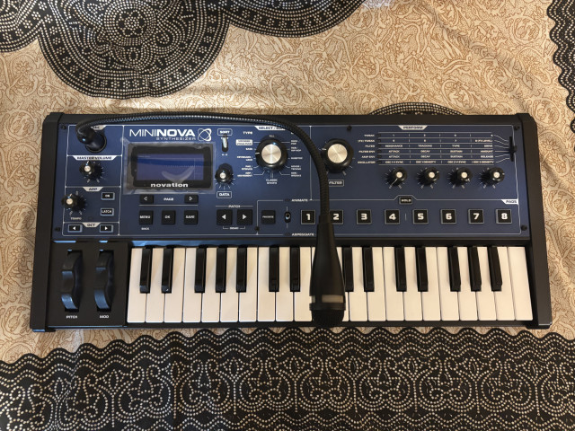 Novation Mininova + GigBag Novation