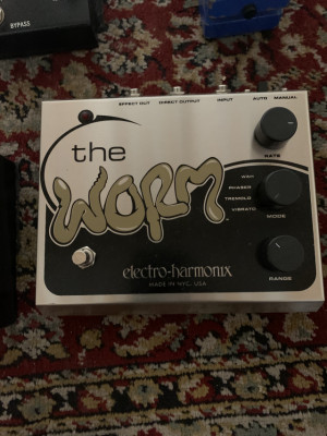 electro harmonix the worm