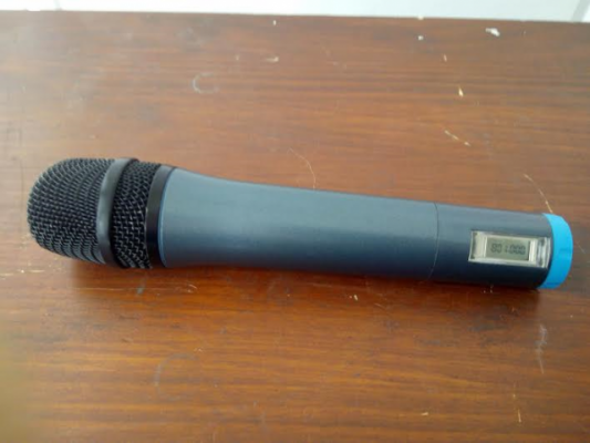 Micrófono inalámbrico Sennheiser EW100