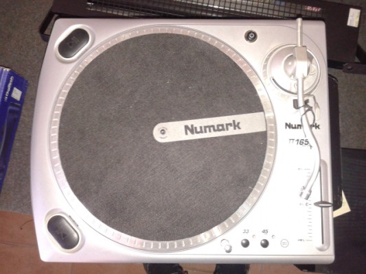 Giradiscos y CD NUMARK TT 1650