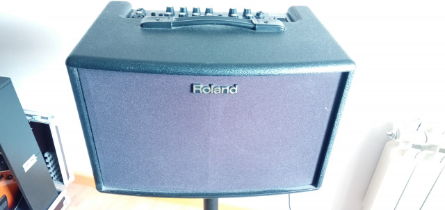 Amplificador de acústica ROLAND AC 60
