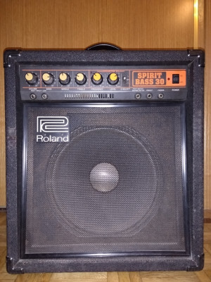 Amplificador combo de bajo Roland Spirit 30 de 30 Watts