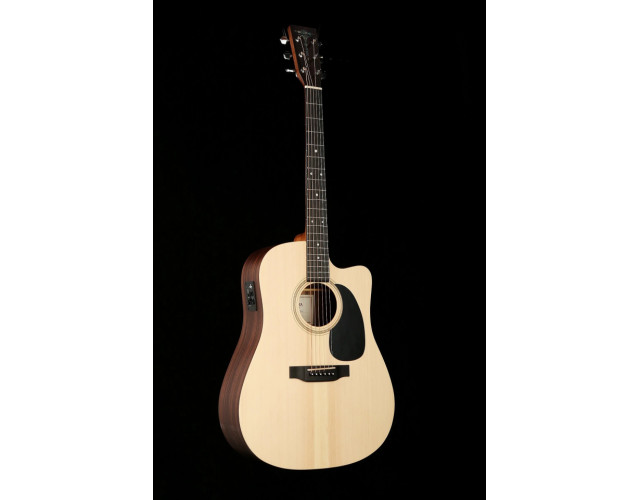 SIGMA DTCE Acoustica Dreadnoght con cutaway electrificada