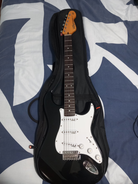 Vintage V6BB Strat Boulevard