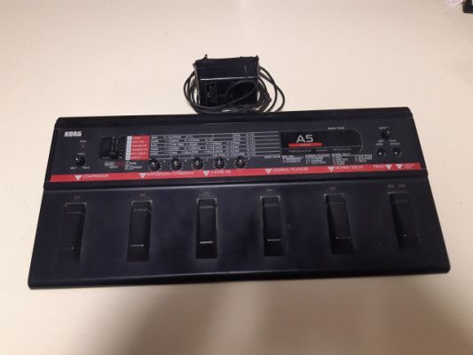 Korg A5 multiefectos ochentero