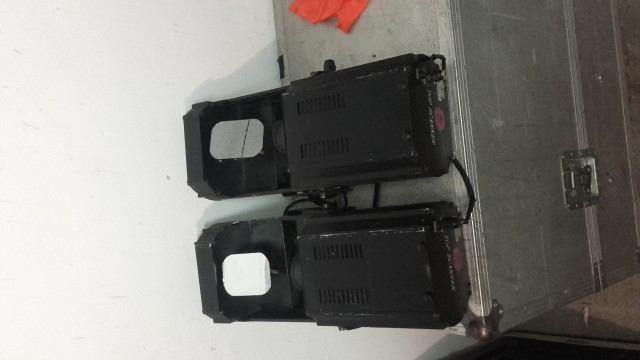 2 Scanners 250w Dicroicas
