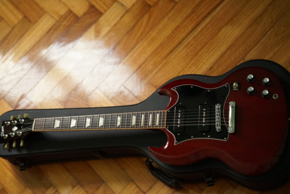 Gibson SG Standard P90