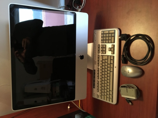 iMac A1224 24" de 2009 hasta con SSD y HDD