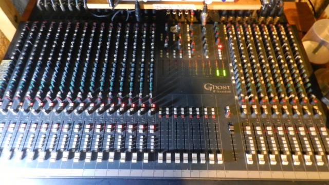Soundcraft Ghost 24 canales