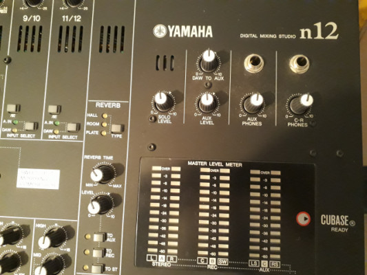Mesa de mezclas y grabación YAMAHA N12