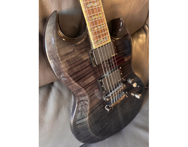 ESP LTD Viper 1000 Deluxe