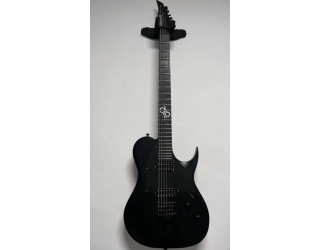 Guitarra Solar con Evertune y pastillas Bare Knuckle