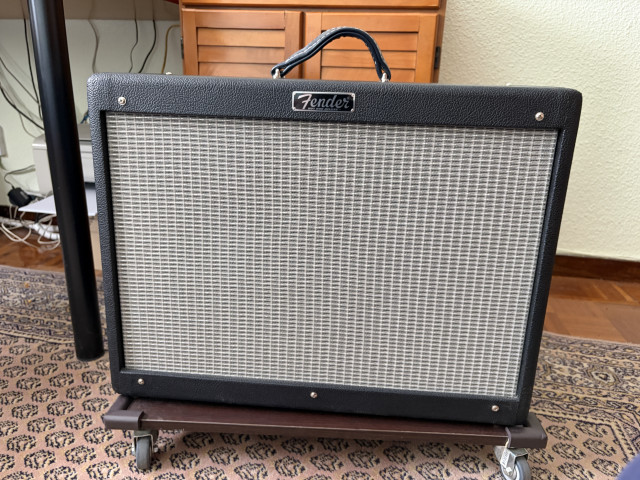 amplificador Fender Hot Rod Deluxe |||