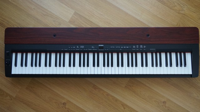 Piano digital Yamaha P 155 88 teclas contrapesadas