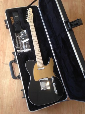 Vendo/Cambio Fender Telecaster American DELUXE Montego Black.