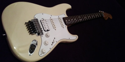 RESERVADA :::::Fender Stratocaster Deluxe´98  Mex / Configuración a elegir /