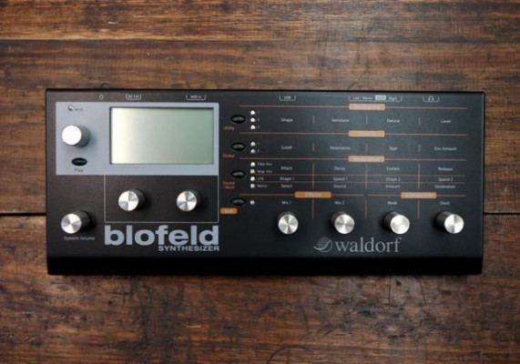 Waldorf Blofeld sintetizador