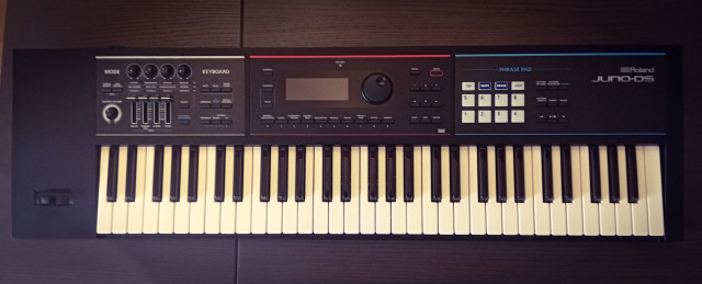 Vendo ROLAND Juno DS  61 teclas