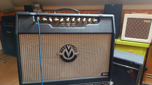 THE VALVE Amplifier 2 x 12 Handmade Boutique Tube Amp Combo