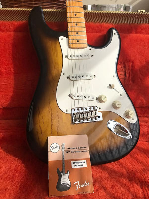 Fender stratocaster Reissue 57 1986
