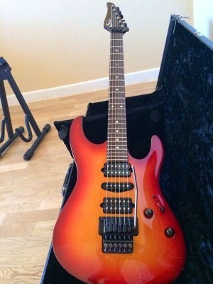 Suhr Modern Carve Top 1990 EUROS