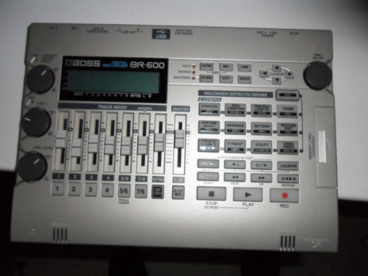 DIGITAL RECORDER BOSS BR 600