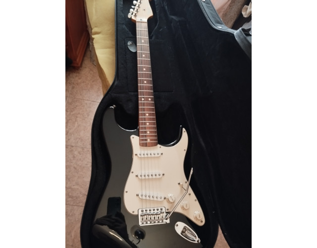 Guitarra eléctrica Fender stratocaster