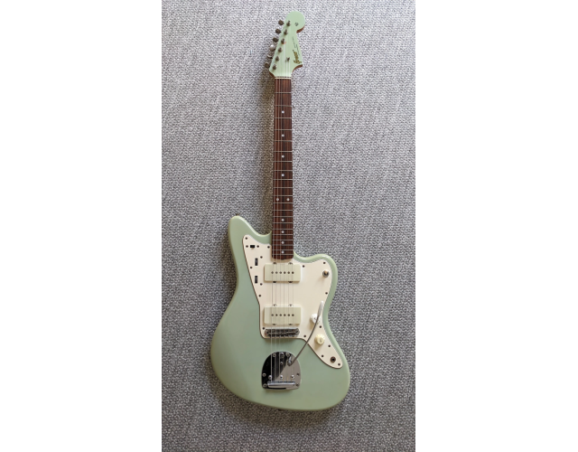 1980 Greco JM-700 / jazzmaster sonic blue