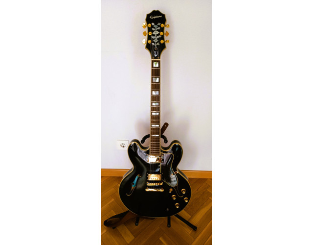 Guitarra Epiphone Sheraton II Pro