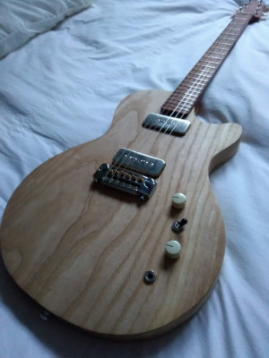 Guitarra artesana Wood Guitars
