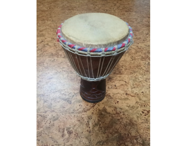 Djembe 41 cm de alto. Yembé