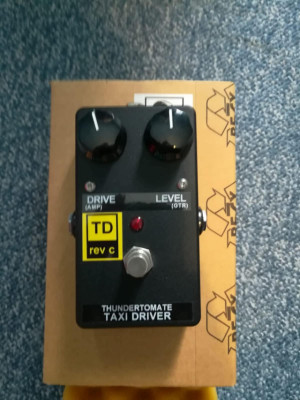 THUNDERTOMATE TAXI DRIVER BOSS OD-1 CLON