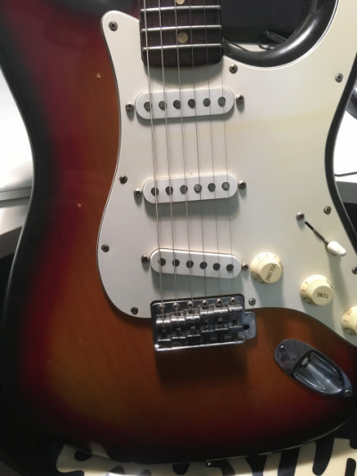 Fender Strato 77