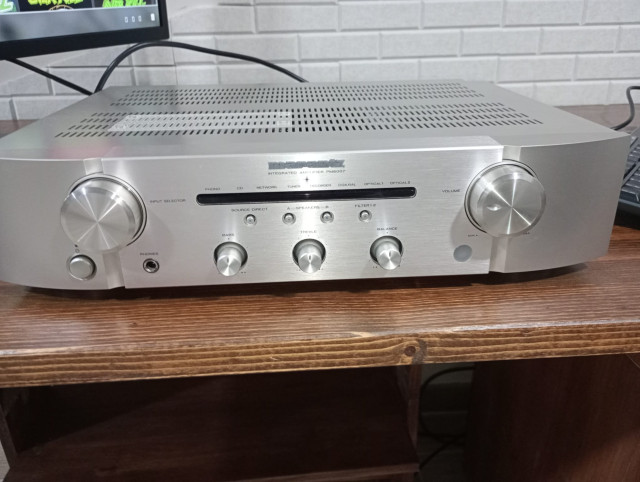 amplificador marantz pm6007