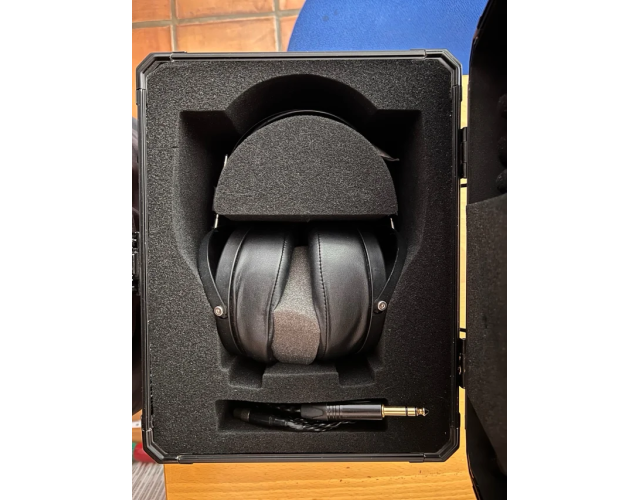 Audeze LCD2-C