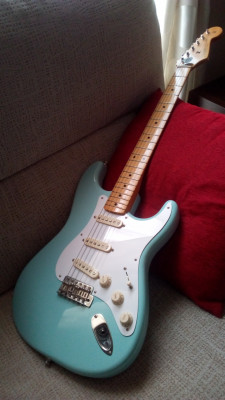 Fender Stratocaster, Classic 50, Daphne Blue por Fender Telecaster