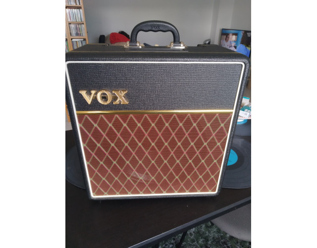 VOX AC4C1-12