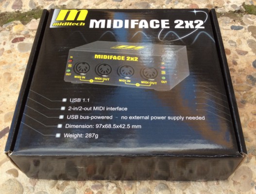 Interfaz MIDI 2X2 a USB Midiface. Nueva, en caja. PC / MAC