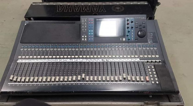 Mesa Digital Yamaha Ls9 32 canales