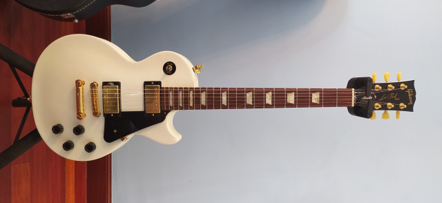 Gibson Les Paul studio alpine white Gold