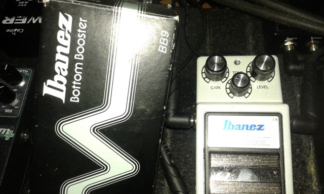 vendo .booster  bb9 ibanez