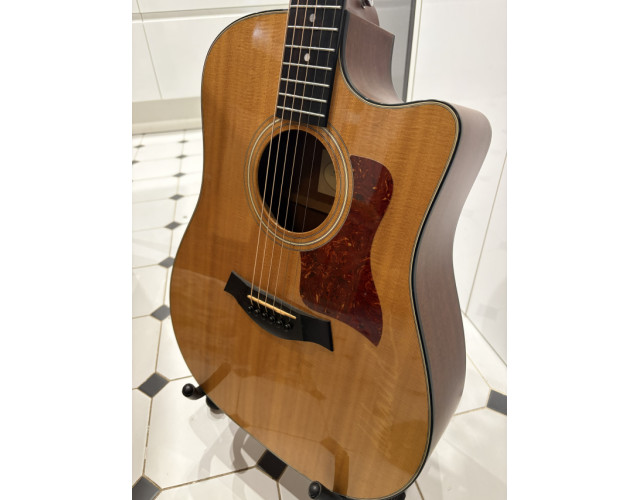 Guitarra Taylor 310ce