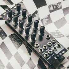 Mutable Rings 8hp