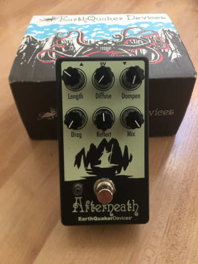 Reservado*Earthquaker Devices Afterneath V2