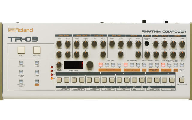 OFERTA - ROLAND TR-09